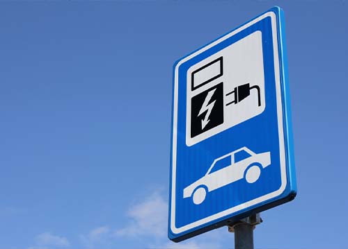 Lease car drivers experience a lack of charging points in their neighborhoods